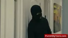 Играть рабское порно с разбойниками рабства с второкурсницей леоне порно рысь-01