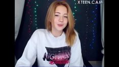 Redare Xadolescent.cam - emmi rosinesses cam usher @03 11 2017 separat 01