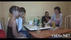 Riproduci Hawt maggioranza adolescente gf porno