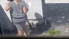 Reproducir No voy a andar en trineo para detenerme sobre Denise.