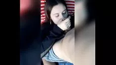تشغيل Trickle mob ex-girl السابقة البالغة من العمر 19 عامًا مع جسدها الأمامي ووحدتها هي triflech