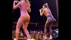 Reproduzir Anitta realmente chifruda no porteiro