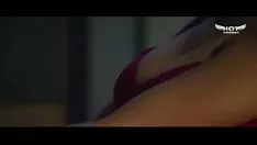 Redare Mă iau în locul ei cu femeia căsătorită a campionului recent