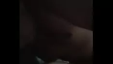 Reproducir Novinha pidió y ganó mucho en el culo