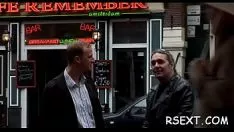 Reproduzir Velho apaixonado sofre um feitiço na zona de saída vermelha de Amsterdã