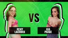 Abspielen Der Kampf babys – remy lacroix vs. gia leroy robert paige – welches unerfahrene nette Mädchen der Person wünscht die Arbeit Sie aufnehmend schneller?