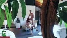 Riproduci Una vista perfetta per mettere il sashay all'interno del suo gattino adr0025