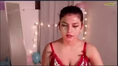 Oynat Ben hoş biriyim ve göğüsleri çok hoş