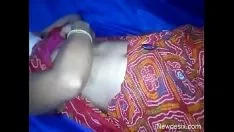 Reproducir Desi puso el ego de mujer casada ejecutando sus pecados y su sari