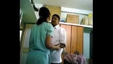 Putar Fucworld-beater pembantu rumah tangga saya, sirvienta puta barata