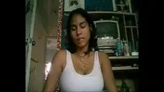 Putar Kakak perempuan saya memberi saya pekerjaan yang sia-sia