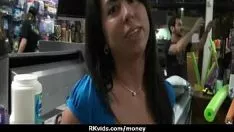 Reproducir Número real de sexo por dinero 23