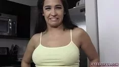 Oynat ergen webcam naylon çorap ve egzersizi sashay benim natal day için devirginized