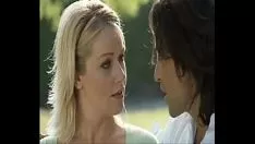 চালান অস্বাভাবিক আনন্দ