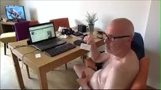 Oynat Ulf lfannyn gönder onun porno ve himego