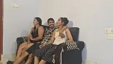 Reproduzir Desi sexo deepthroat e bbc pornô para bengali cumsluts trio um meninos duas meninas fodem