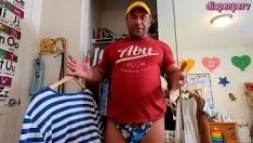 Reproduzir Abdl donny fazendo as malas para a convenção capcon ageplay esta semana