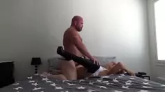 Reproduzir Amador MILF Julia Orgasmos Múltiplos com Muscle Bull Jan