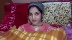 再生 Panjabi Lover's Delight：Radha786の親密なクローズアップクリームパイの出会い