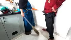 चलाएँ एक झलक पकड़ना: आंध्र नौकरानी श्रीदेवी और उसके बुलडिक प्रशंसक