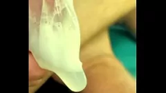 Reproduzir Big Dick Condom Play: Sobrecarga precum por Fleshlightman1000