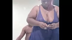 Putar Queenphatkatt menjadi liar di jacuzzi dengan sesi bercinta BBC besar-besaran