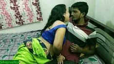 Reproduzir Milf bhabhi com chifres indianos tocam meu falo e seu lance perdido !!! agora como eu desejo transar com ela !!