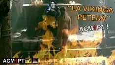 Reproducir Los vikingos: la feminidad vikinga rubia se calienta sobre los sabuesos | freydis | acm1pt tv