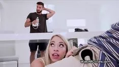 Play Fucworld-beater hot blond fanny buddies back off
